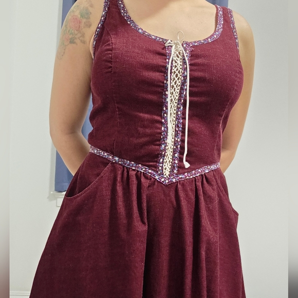 Gunne Sax Burgundy Midi Dress with Lace Trim - Picture 3 of 8